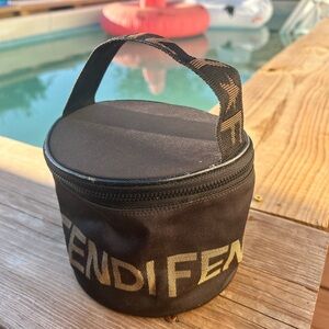 Flash Sale ♥️Fendi mini cosmetics case/clutch bag
